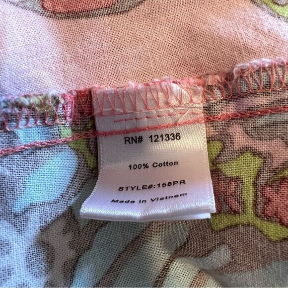 Koi Pink Butterfly Scrub Top with Brown Trim. Size Small. Good Condition!! - Picture 6 of 9